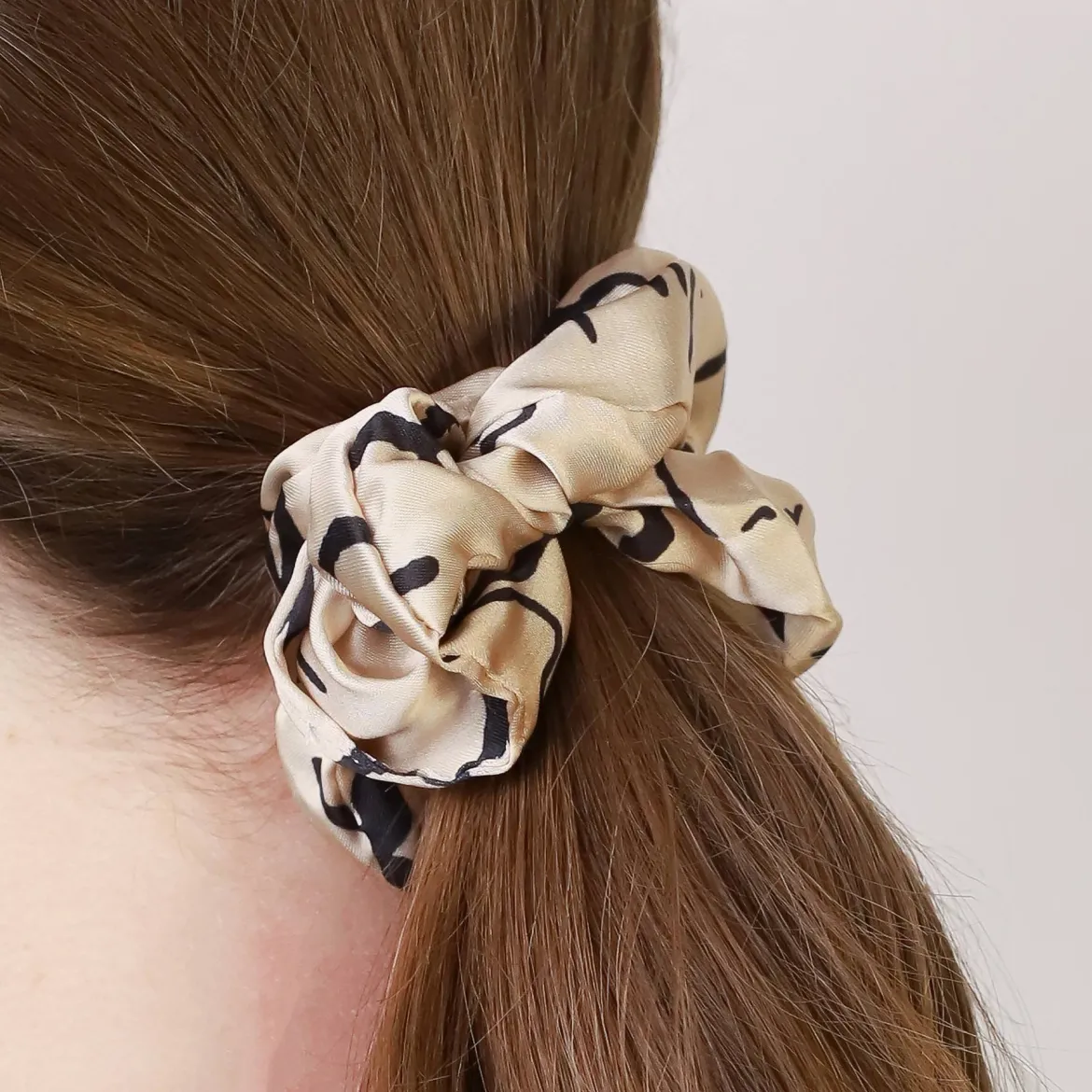 Republic Scrunchie резинка №13 — Photo 1